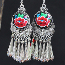 Yunnan Dali Lijiang ethnic embroidery Miao silver earrings retro art embroidery earrings Yunnan handicrafts