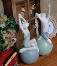 Pair of RMB128 upscale resin home pendulum Mediterranean Ambience Imitation Solid Wood Lovers Frog Styling Pendulum