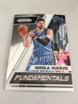 Vucevic Magic Vertical Teka NBA 17-18 PRIZM Panini Star Card DS