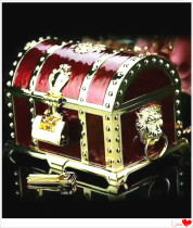 Russian treasure chest tin two-layer jewelry box Pirates of the Caribbean treasure box European style jewelry box diamond ring box necklace box