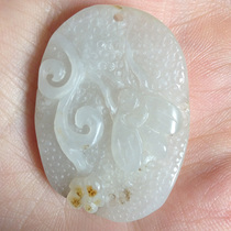 Hetian jade White jade Bee Sweet honey Rich flowers Rich seeds Raw stone pendant pendant River material