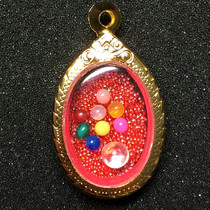 Exquisite Gawu pendant contains a new 8 colorful thousand blood red towers