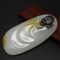 Jade Jian skin color beautiful pretty carved meat white Run delicate Xinjiang Hetian white jade seed material rich armor world pendant pendant