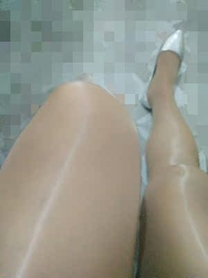 料子很薄很光滑 弹性也很好 非常不错，发货很快也很隐私，领券购买的，买多便宜多了！