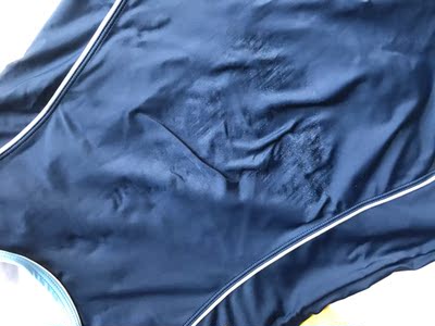 泳衣尺码合适 但穿了几次就这样 第一次差评