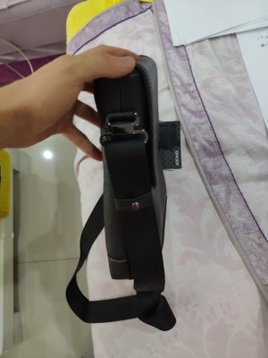说说奥康男包怎么样,质量假不假呢，亲身使用三个月感受揭秘