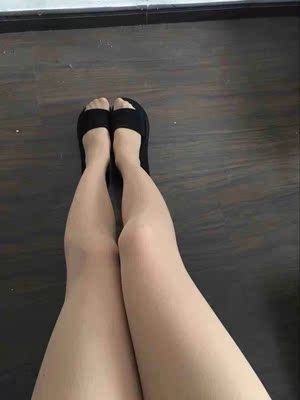 第一个要赞的是店家的服务态度很好，发现商品有误立马补发。宝贝也很好，光滑有光亮，领券购买优惠很多，很满意的一次购物，下次还会光顾。