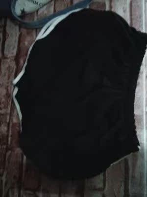 裤子质量不错，纯棉的，物美价廉啊！还好回购的