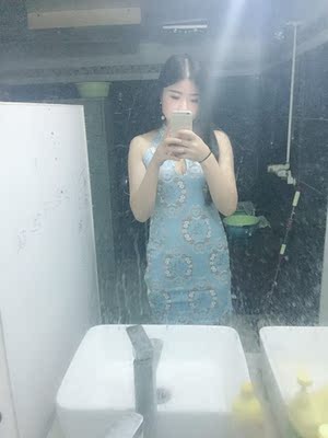 衣服质量很好，款式也漂亮，穿上美美哒！