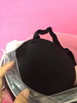 质量很好，款式也很好看，穿着很舒服，效果也很不错👍！