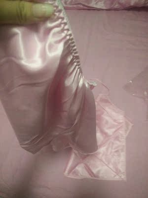 衣服料穿着很舒服 在家穿很适合 满意的一次购物 衣服料穿着很舒服 在家穿很适合 满意的一次购物