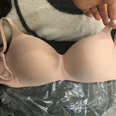 这款真的超级无敌舒服，面料舒服无钢圈