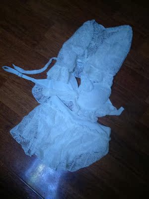 特别漂亮的一款泳衣穿着舒服蕾丝也特别柔软