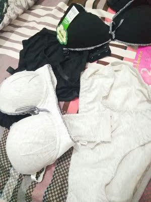 自我感觉还不错,是我想要的样子,质量比自己想的好,快递也非常快,很不错 自我感觉还不错,是我想要的样子,质量比自己想的好,快递也非常快,很不错