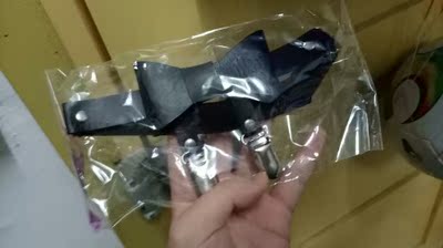 挺好看的。忘记买黑丝搭配了。以后会买黑丝。其实我应该买白色的嘛。我白丝比较多