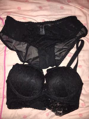 有味道 但是蛮好穿的