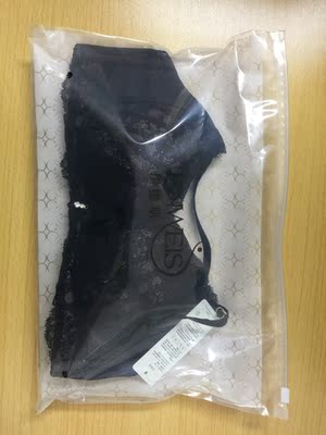 很好,和专柜一样。 很好,和专柜一样。