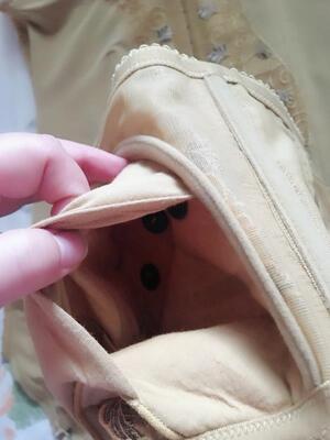 检测之后是正品，非常满意。生完小孩后身材严重变形，而且感觉还有点产后抑郁，天天在家不敢见人，都不出门。这个是我姐给我介绍的，说还不错。然后就买回来试试，效果很不错，之前的衣服终于可以穿上了，慢慢的找回了自信，是个好东西，一定会坚持穿