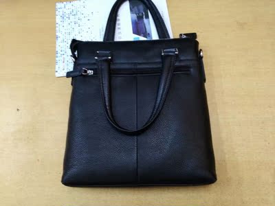 目前看来稻草人男包怎么样,三个月使用彻底后悔了,内幕曝光