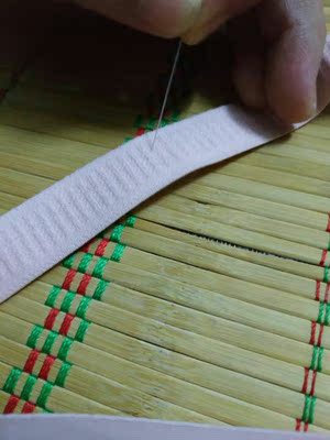 还没穿，线头多，做工一般般