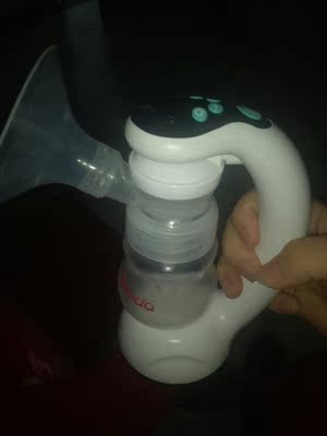 超级好用，钱花的真值得，朋友实体孕婴店买的比较贵，这个是正品很好用，真的！卖家服务不错