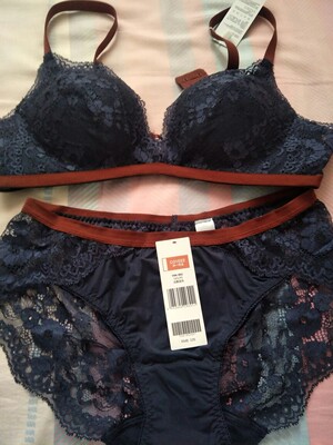 尝试买了一次很好穿，就认定这家了，前后入了6件，无钢圈穿着很舒服，款式也很美~