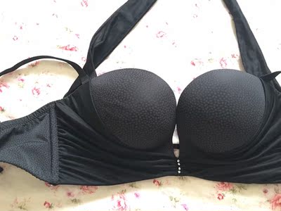 外观好看 穿起来比较性感 面料摸着还算舒服 唯一不足的是可能杯型设计的问题 穿起来有点空杯 不是特别服帖 同样的号我穿其它款式就不会有这种问题 所以觉得设计上还是需要加强哦 外观好看 穿起来比较性感 面料摸着还算舒服 唯一不足的是可能杯型设计的问题 穿起来有点空杯 不是特别服帖 同样的号我穿其它款式就不会有这种问题 所以觉得设计上还是需要加强哦 外观好看 穿起来比较性感 面料摸着还算舒服 唯一不足的是可能杯型设计的问题 穿起来有点空杯 不是特别服帖 同样的号我穿其它款式就不会有这种问题 所以觉得设计上还是需要加强哦 外观好看 穿起来比较性感 面料摸着还算舒服 唯一不足的是可能杯型设计的问题 穿起来有点空杯 不是特别服帖 同样的号我穿其它款式就不会有这种问题 所以觉得设计上还是需要加强哦