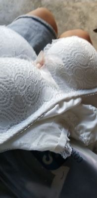 挺好看无钢圈，穿着也舒服