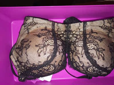 不错不错，挺好的，很好看，很喜欢她们家的内衣，穿着舒服，也挺看的。