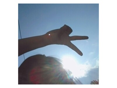 衣服不错 给朋友买的很适合 夏天穿也很凉快舒适 客服态度很好 物流也很快 性价比高衣服真的很nice~