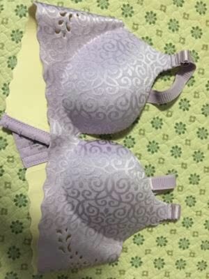 快递挺快的，今天洗了明天就能穿了，很舒服，这个颜色是我想要的款式也是我想要的，不错以后还来你家