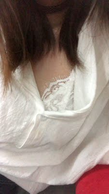 质量很好啦，买了很多，够我穿好久了，薄款很好用，穿bf风格还有衬衣都挺适用的