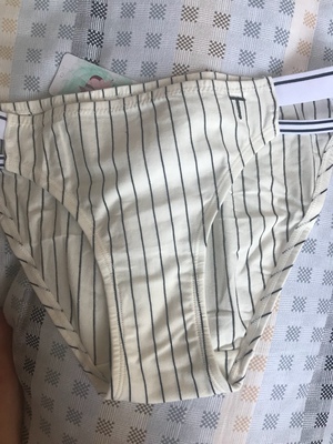 我想请我是我眼睛不好还是你眼睛不好？