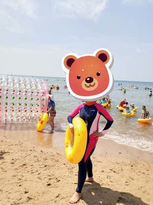 很好看的一款游泳衣