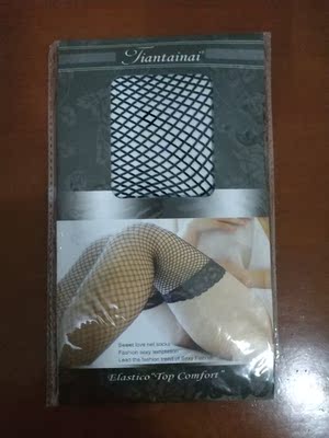 发货物流快,衣服性感,无破损,还送网袜,非常划算! 发货物流快,衣服性感,无破损,还送网袜,非常划算!