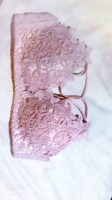 衣服收到了 质量特别好 也很合身 就是内裤有点小了 穿上特别舒服 以后还会来 很喜欢 特别喜欢后面的样式很漂亮 好评