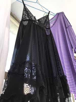 这件睡衣真的很不错,轻薄透气又舒服,而且还很性感呢,喜欢的亲不要错过 这件睡衣真的很不错,轻薄透气又舒服,而且还很性感呢,喜欢的亲不要错过