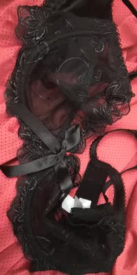 收到了哦，穿起来也比较舒服