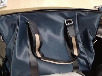 讨论轩唯男包怎么样,质量假不假呢，亲身使用三个月感受揭秘