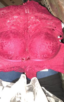 内衣可以，挺性感的，挺喜欢的，嘻嘻