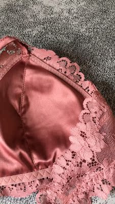 包装的很用心，发货也快～  这个颜色我超级喜欢！！  里衬的面料很舒服，小裤上也贴着防脏的那种贴  挺满意的  喜欢喜欢！！！！！！！！！！，，，，，，，，，，，，，，，，，，，，，，，，，，，，，，，，，，，，，，，，，，，，，，，