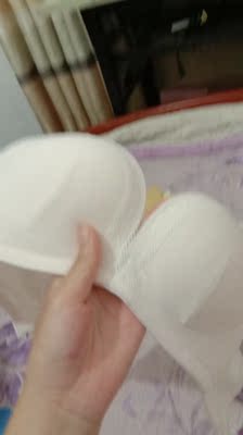 宝贝收到了 感觉质量很好哦 像是纯棉的 尺码也正好