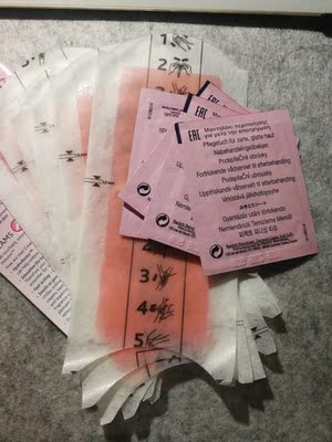 已经用了,要想脱腋毛最好一张剪成三个,比较好控制,然后一定要按照店主说的话,快稳狠,能脱的比较干净 已经用了,要想脱腋毛最好一张剪成三个,比较好控制,然后一定要按照店主说的话,快稳狠,能脱的比较干净