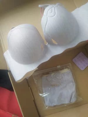 質量好!穿著舒適!還很聚攏!買了三套了!!完美!全五分 質量好!穿著舒適!還很聚攏!買了三套了!!完美!全五分