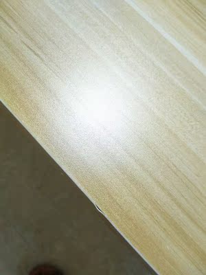 有爆纹，基座油漆不理想