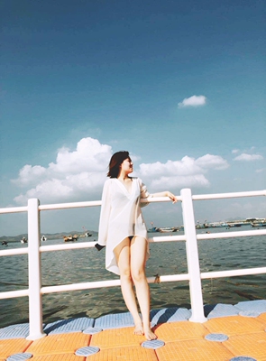 衣服好好的遮挡了肉肉～(*^﹏^*)很性感～