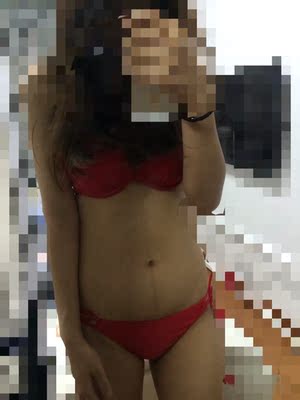 超好看~。很显瘦哦。店主建议的码数也很合适。 很期待快点冷。就可以美美的去海边了 超好看~。很显瘦哦。店主建议的码数也很合适。 很期待快点冷。就可以美美的去海边了