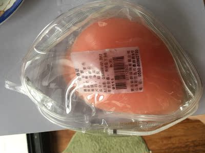 超级简单的包装,买的时候24.8,后来看到降价了21.5,沟通退还了差价,现在看又只有17.9了,怎么一直降价,受伤的心灵 超级简单的包装,买的时候24.8,后来看到降价了21.5,沟通退还了差价,现在看又只有17.9了,怎么一直降价,受伤的心灵