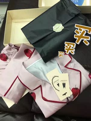 家里已经几套佩莎缇的睡衣了，，可是看到618，，还是忍不住要买，，就是爱她家的款式，太美了，，虽然料子有会有静电的那种，，不过做工还是很不错的，，肥肠喜欢，，一直追着她家跑，，以后也不会离开她的，哈哈哈....十分好评，，赞赞赞，，最后凑点字数，哈哈哈.....最后凑点字数，哈哈哈.....最后凑点字数，哈哈哈.....最后凑点字数，哈哈哈.....最后凑点字数，哈哈哈.....最后凑点字数，哈哈哈.....