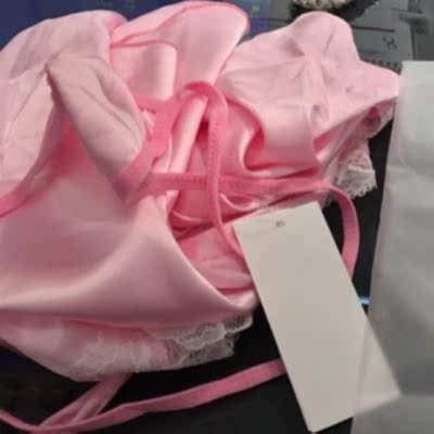 我觉得 非常好，一点都不差，平心而论